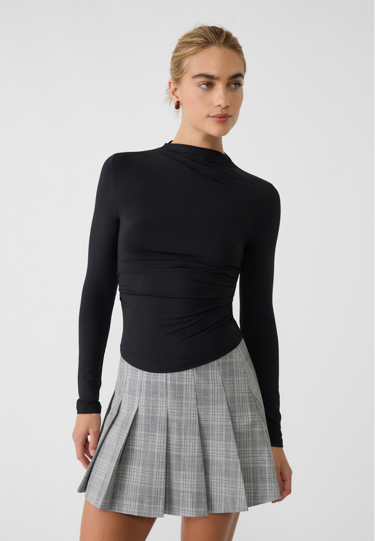 Stradivarius Tricou Mânecă Lungă Fronseu Negru L