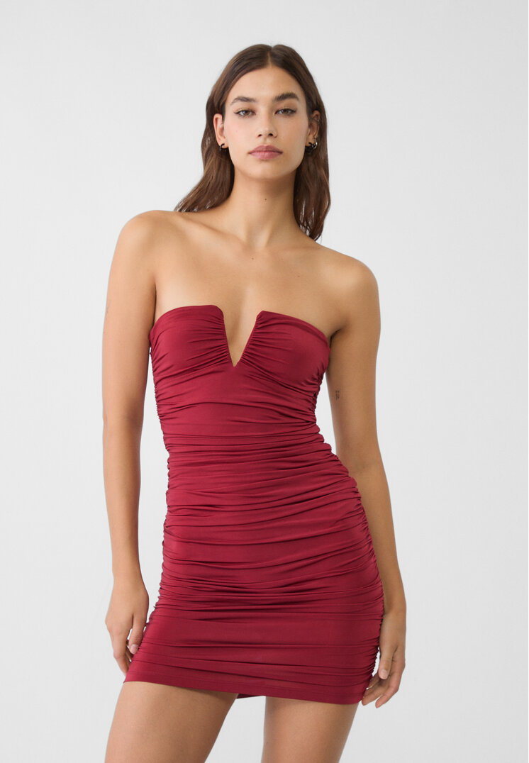 Stradivarius Rochie Scurtă Încrețită Cu Decolteu În V Grena M
