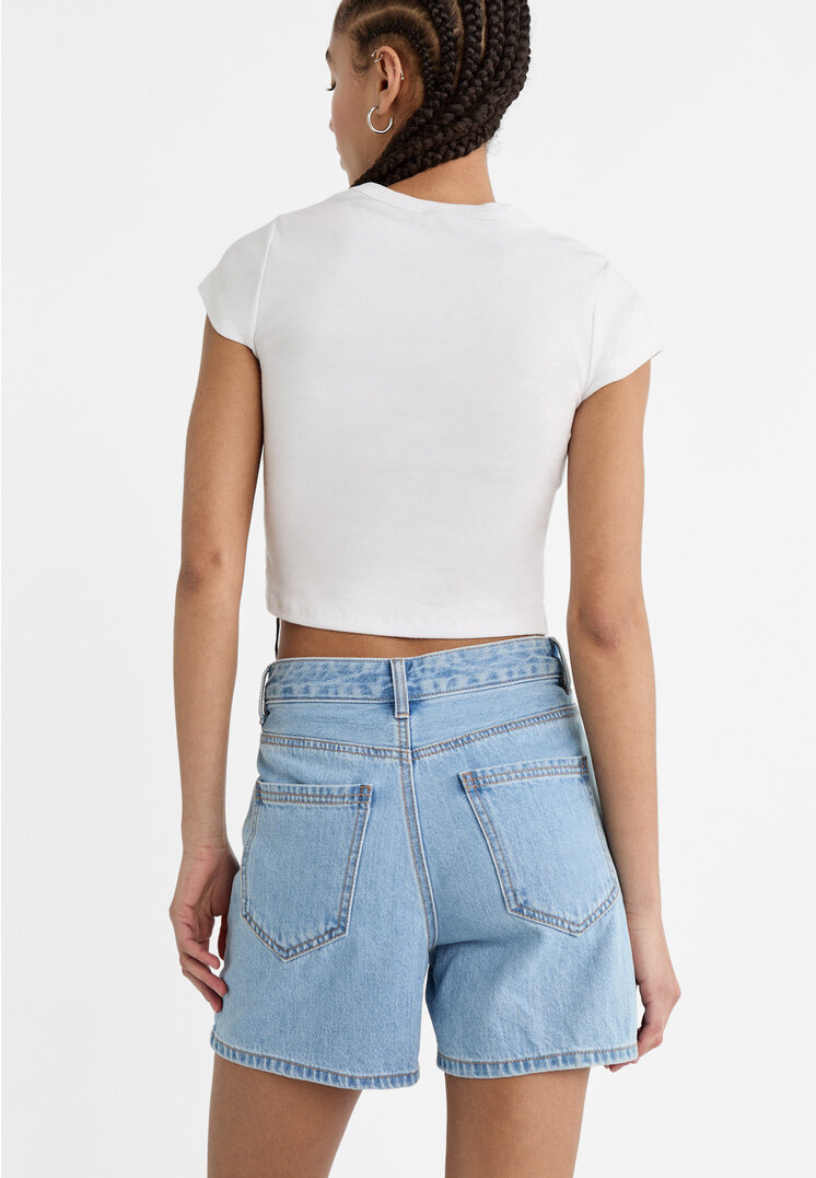 Stradivarius Denim mom fit Bermuda shorts  Denim 14