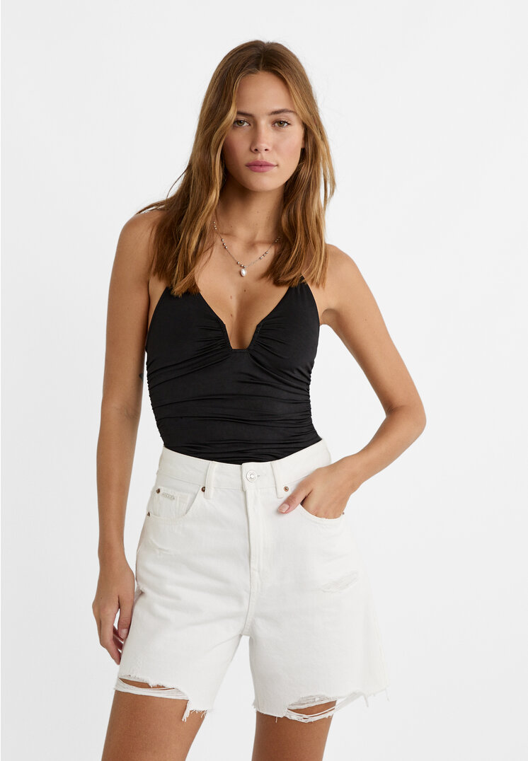 Stradivarius Top Halter Cu Decolteu În V Negru M