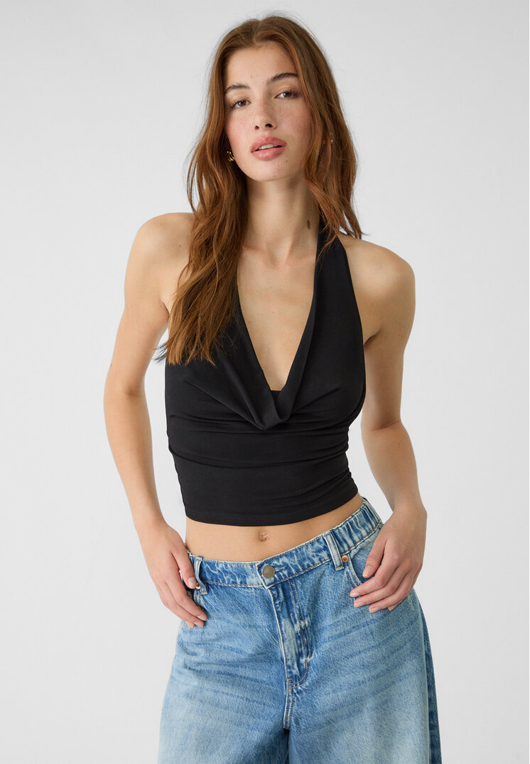 Stradivarius Top Halter Cu Decolteu Vaporos Negru L