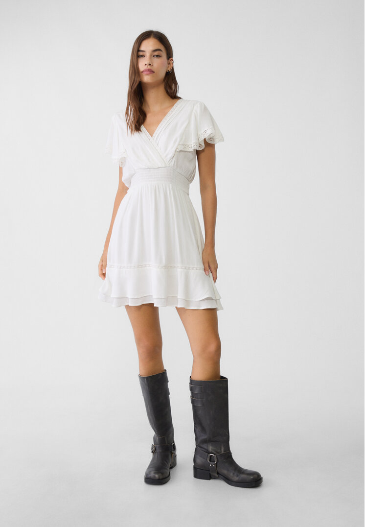Stradivarius Rochie Scurtă Vaporoasă Cu Volane Alb Xl