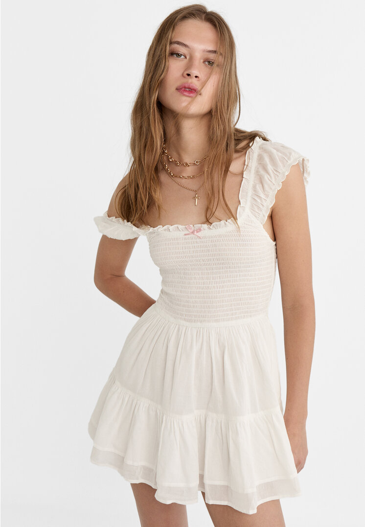 Stradivarius Rochie Scurtă Cu Volane Și Fundiță Alb M