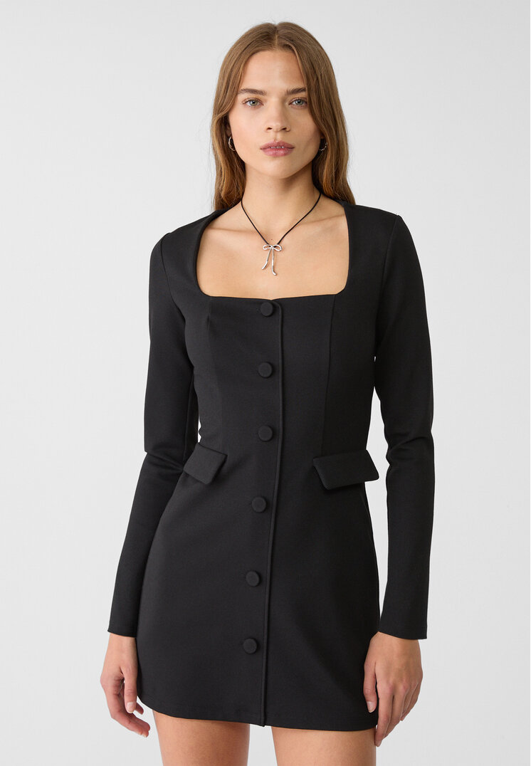 

Stradivarius Kurzes Kleid mit Knöpfen Schwarz S