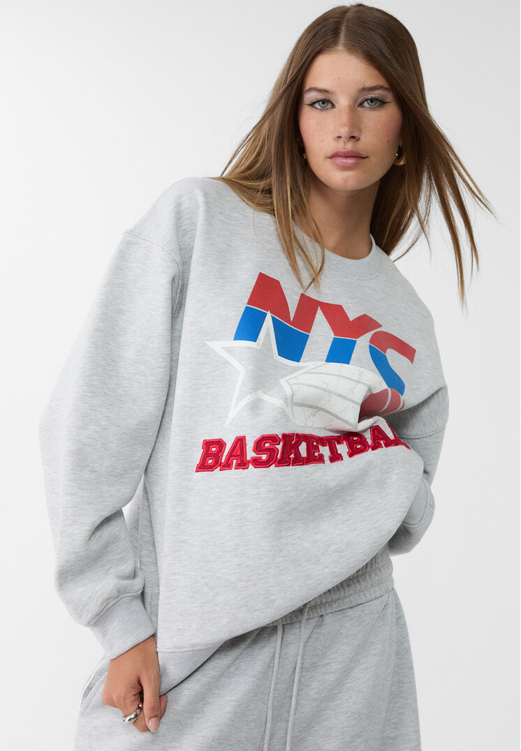 Stradivarius Bluză Sport Cu Imprimeu Basketball Gris Amestec S