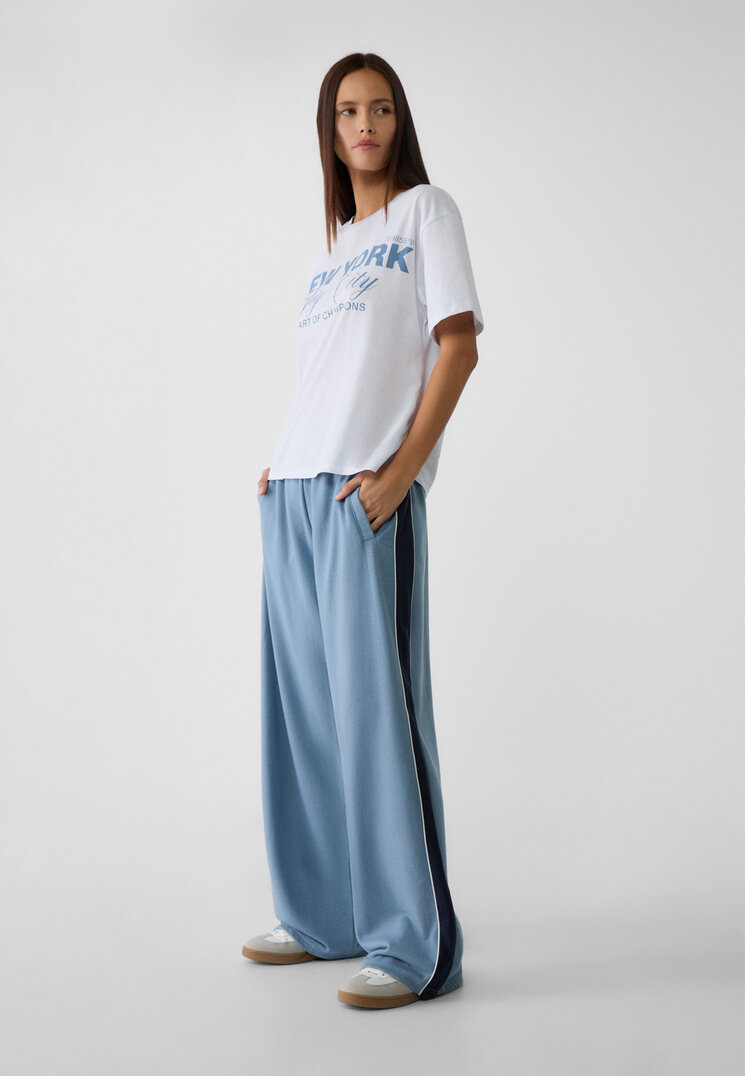 Stradivarius Pantalon Flaușați Cu Dungă Laterală Azuriu Xs