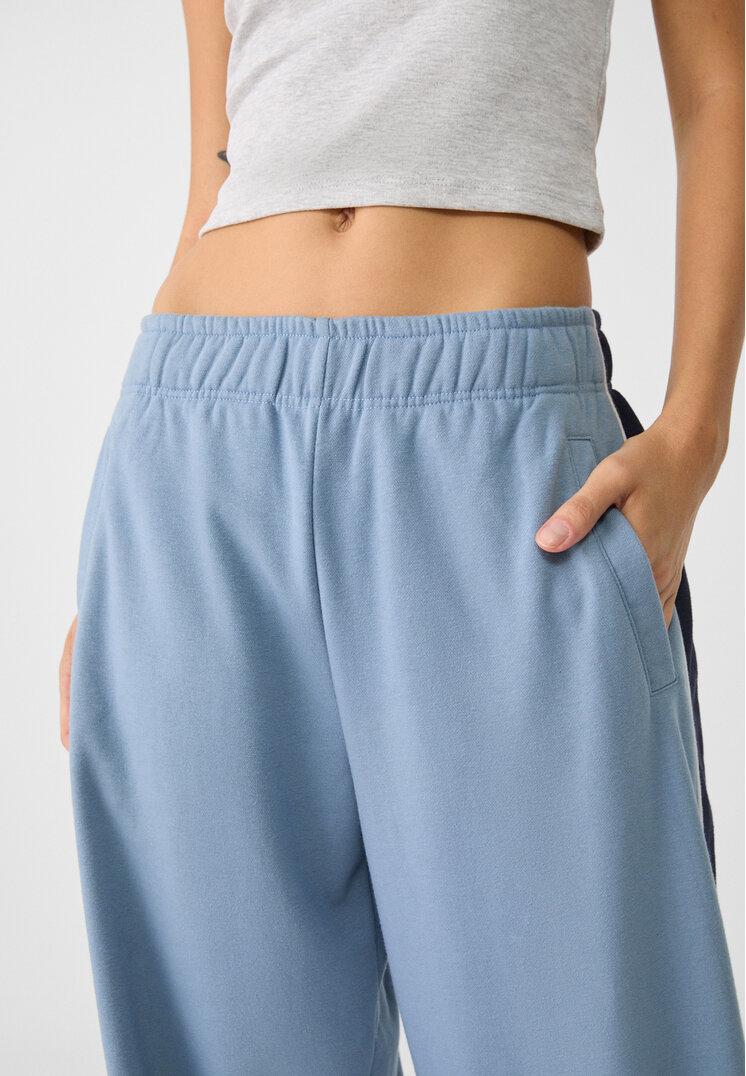 Stradivarius Plush trousers with side stripe  Sky blue XL