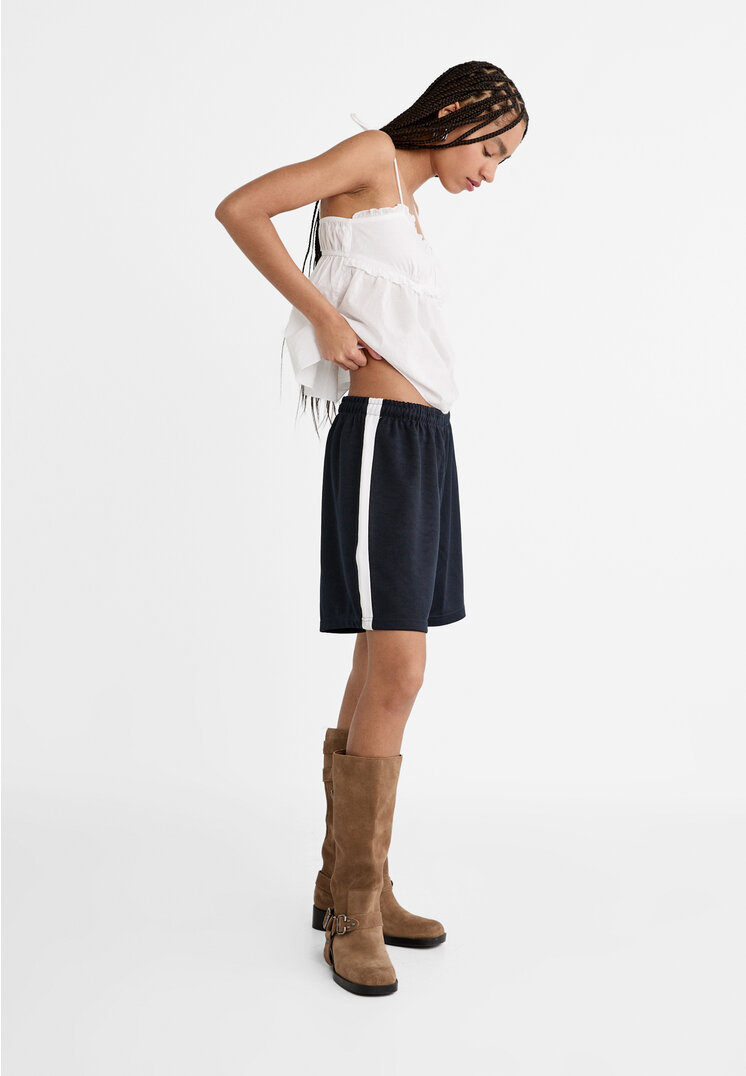 Stradivarius Bermude Bandă Laterală Bleumarin Xs