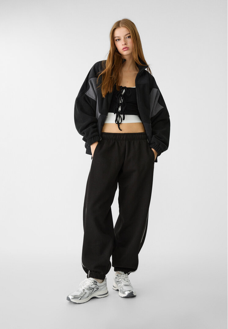 Stradivarius Pantaloni Stil Joggers Cu Paspoal Negru M