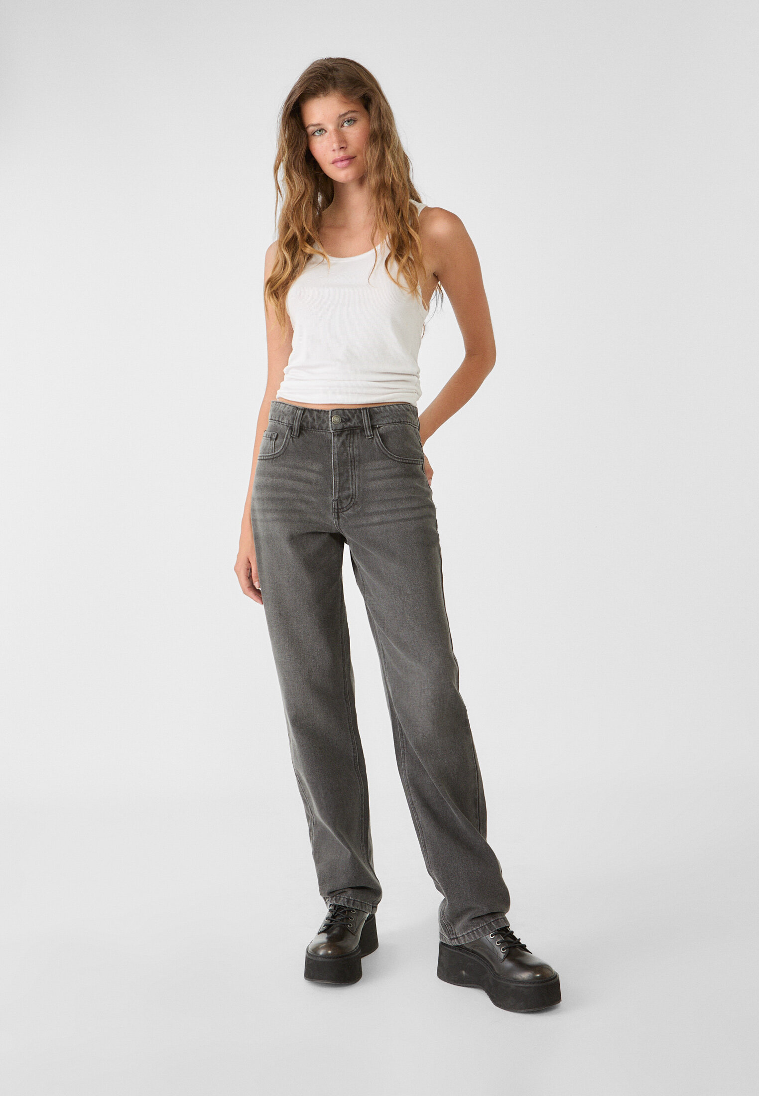Straight-Jeans - Mode für Damen | Stradivarius Deutschland
