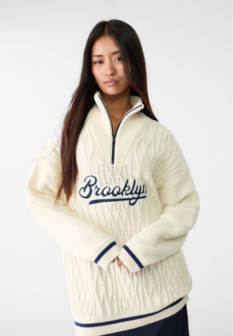 Stradivarius Pulover Oversize Din Tricot Cu Broderie Ecru Xs