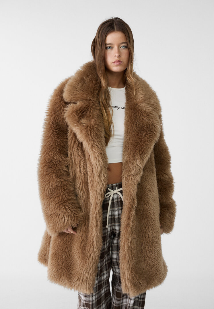 Stradivarius Palton Lung Blană Falsă Ocru S