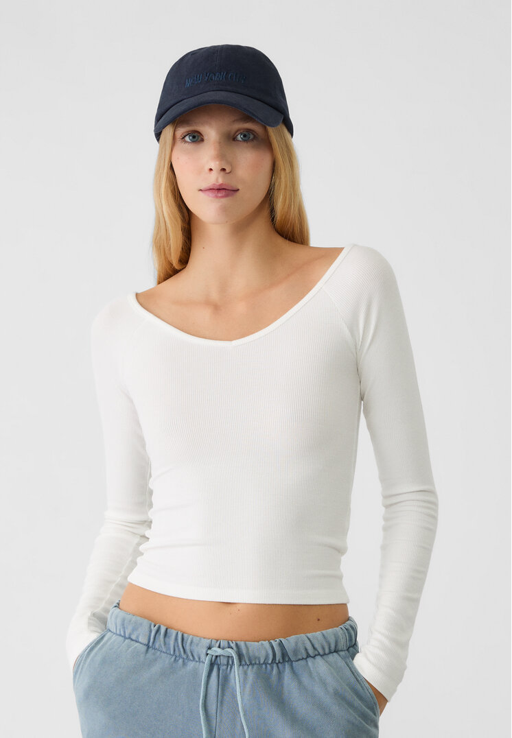 Stradivarius Tricou Reiat Cu Decolteu În V Ecru Xs