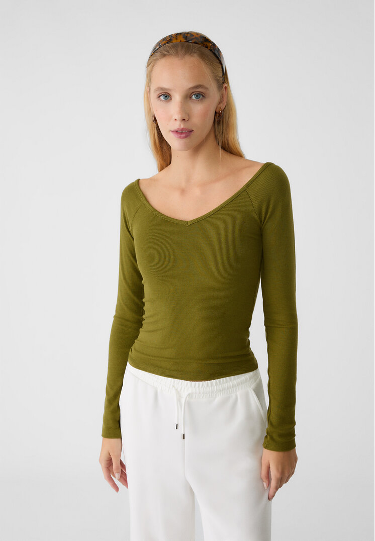 Stradivarius Tricou Reiat Cu Decolteu În V Verde Măslină M