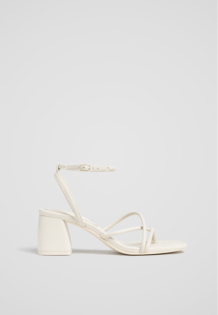 Stradivarius Sandale Barete Multiple Alb 38