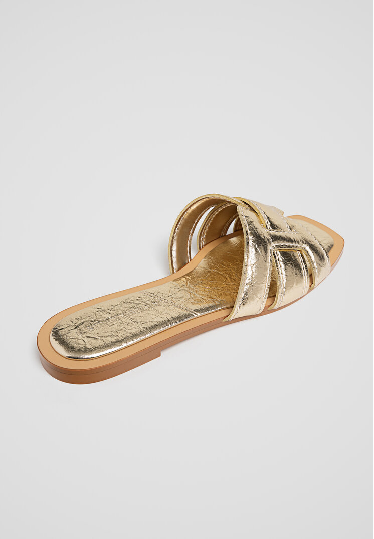 Stradivarius Sandali bassi con fascette ORO 35 Recommend