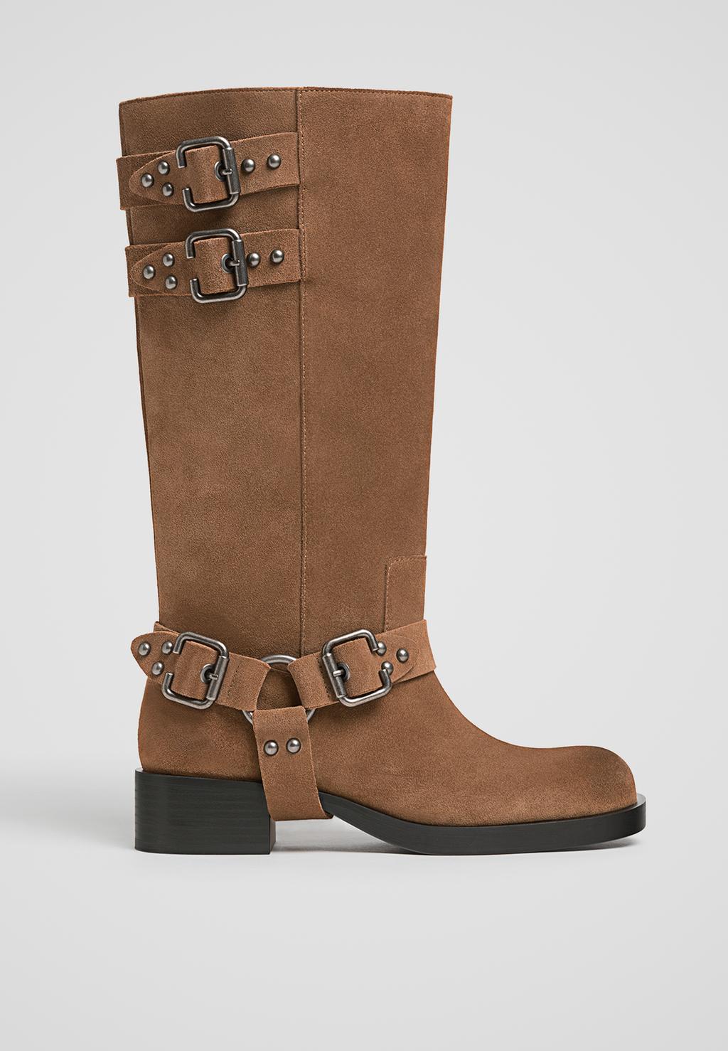 Stivali Da Donna Stradivarius Italia stivali-da-donna-stradivarius-italia
