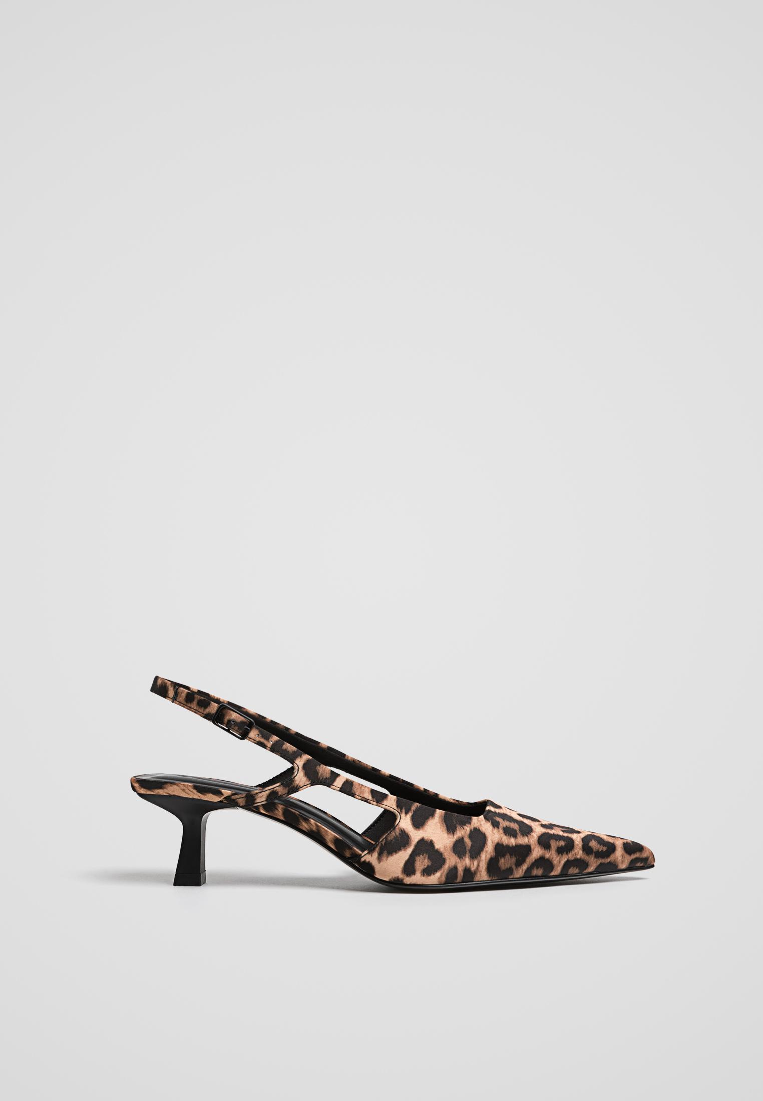 Leopard print kitten heels | Stradivarius Malta