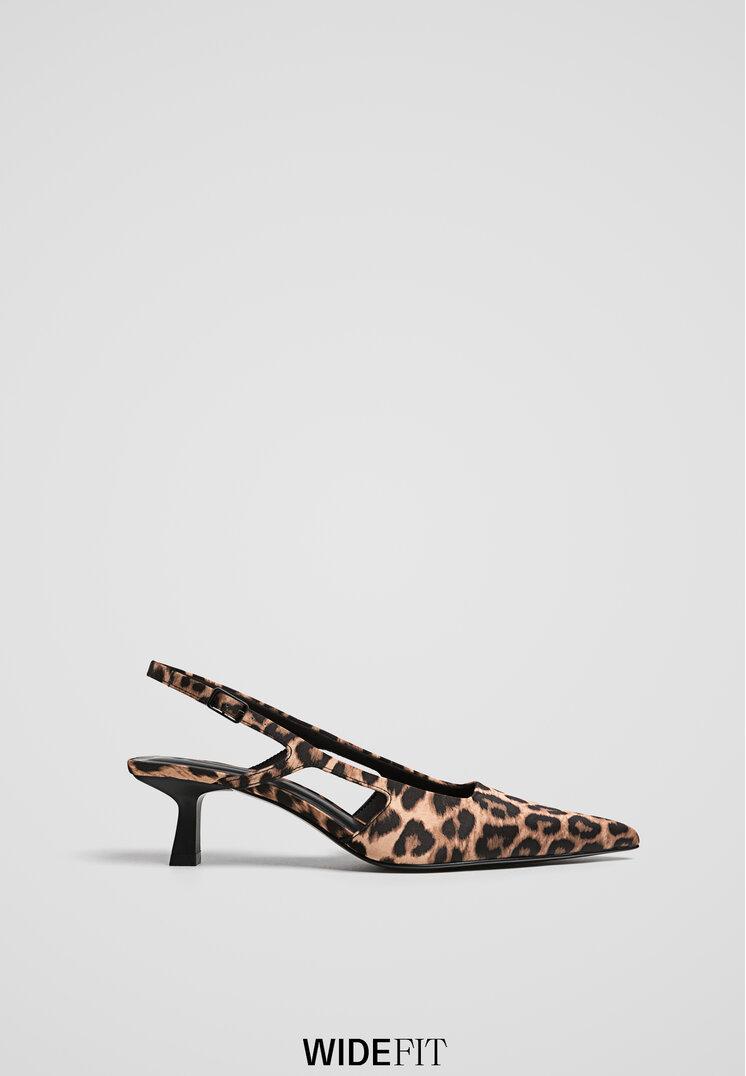 Stradivarius Wide Fit. Pantofi Cu Toc Kitten Și Leopard Print Combinat 37
