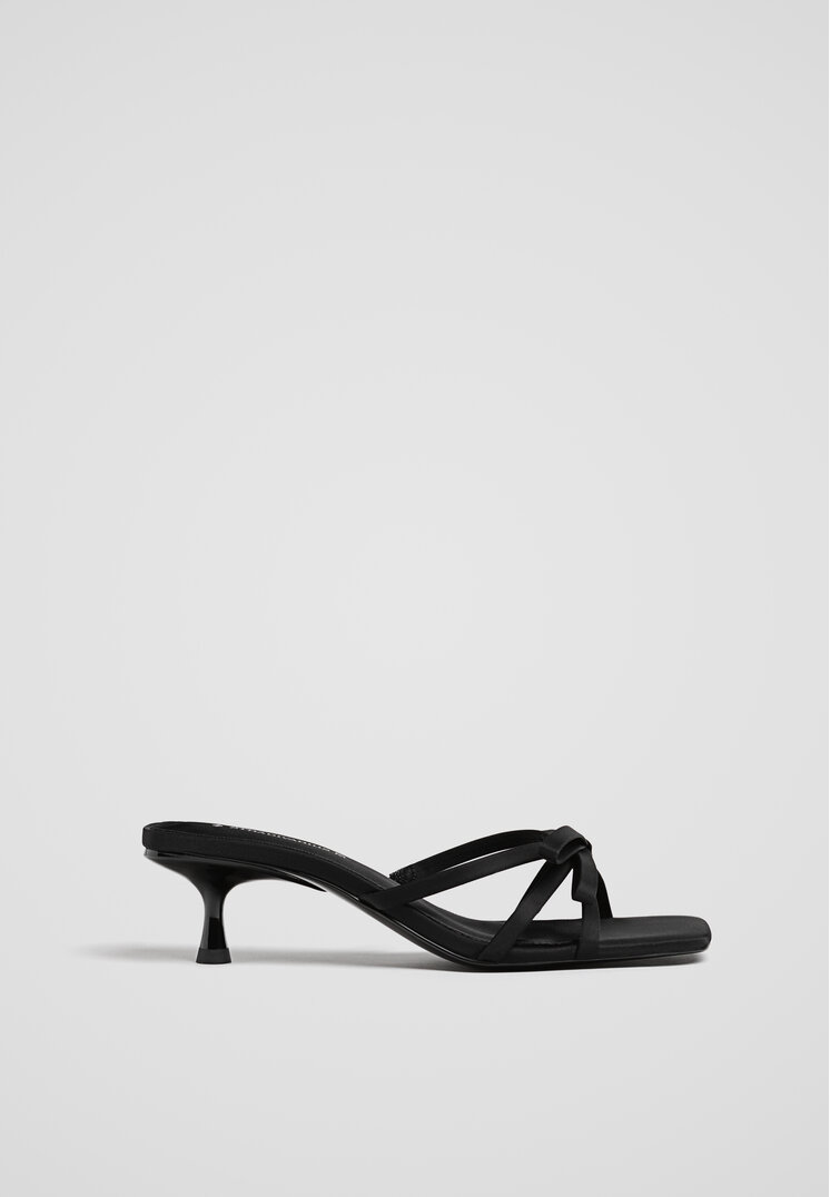 Stradivarius Sandale Cu Toc Fundă Negru 35