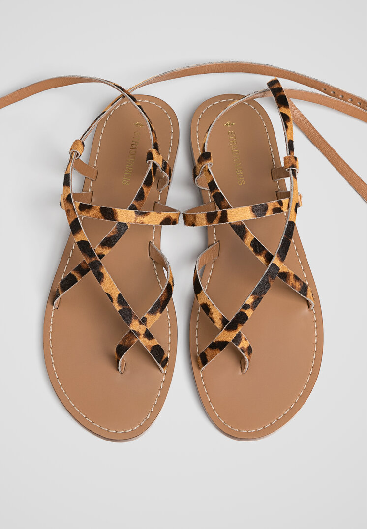 Stradivarius sandali bassi shop