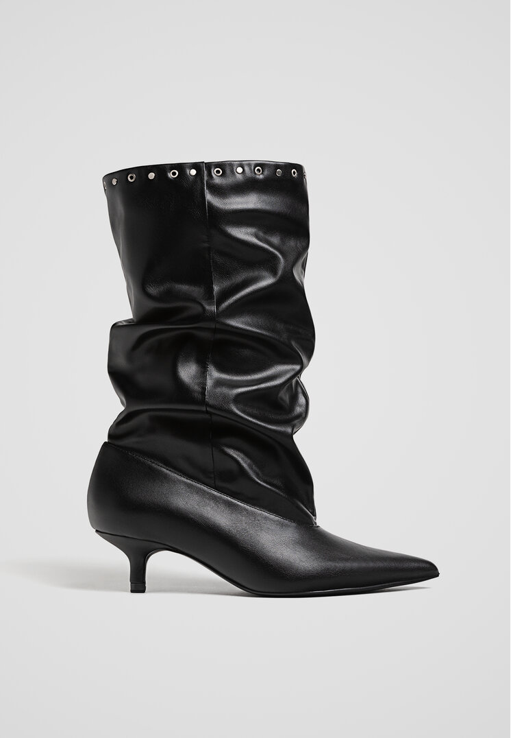 Stradivarius Cizme Slouchy Cu Ținte Negru 38