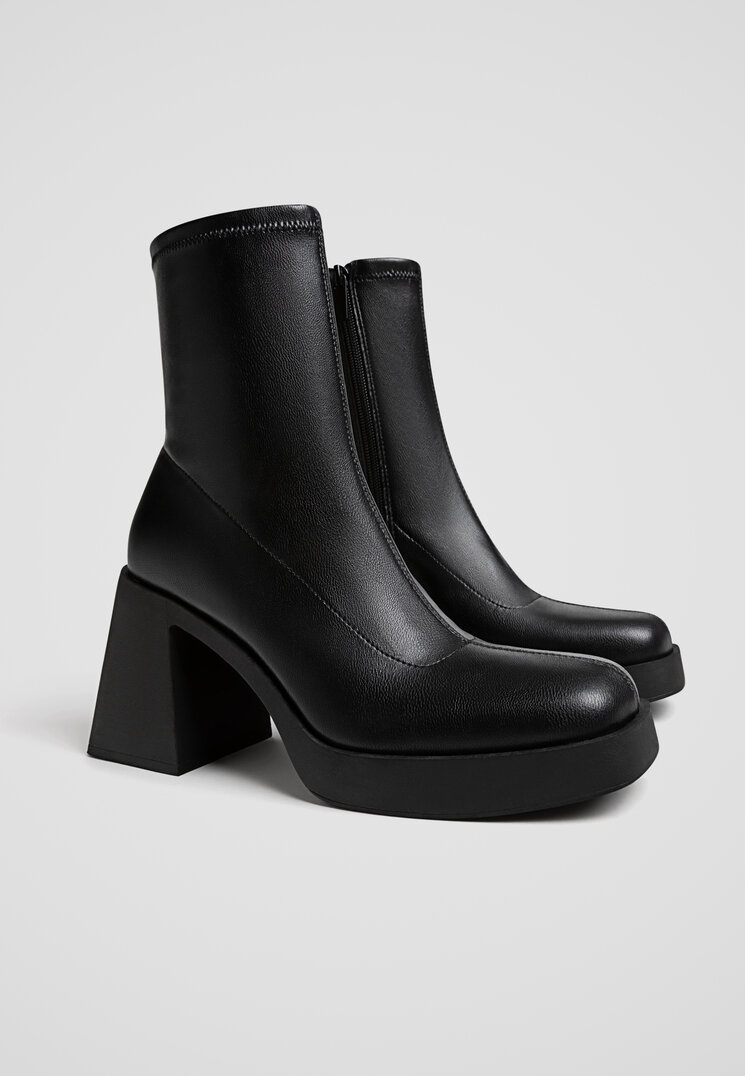 Stradivarius Platform heel ankle boots  BLACK  8