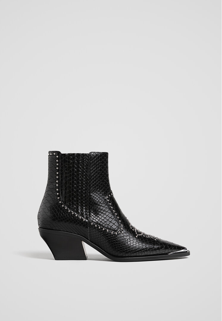 Stradivarius Botine Cowboy Ținte Negru 37