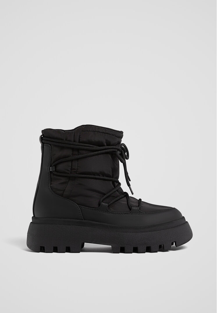 Stradivarius Botine Joase Matlasate Negru 41