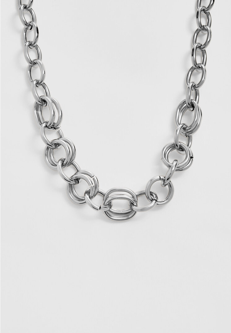 

Stradivarius Kette mit Kettengliedern Grau OS