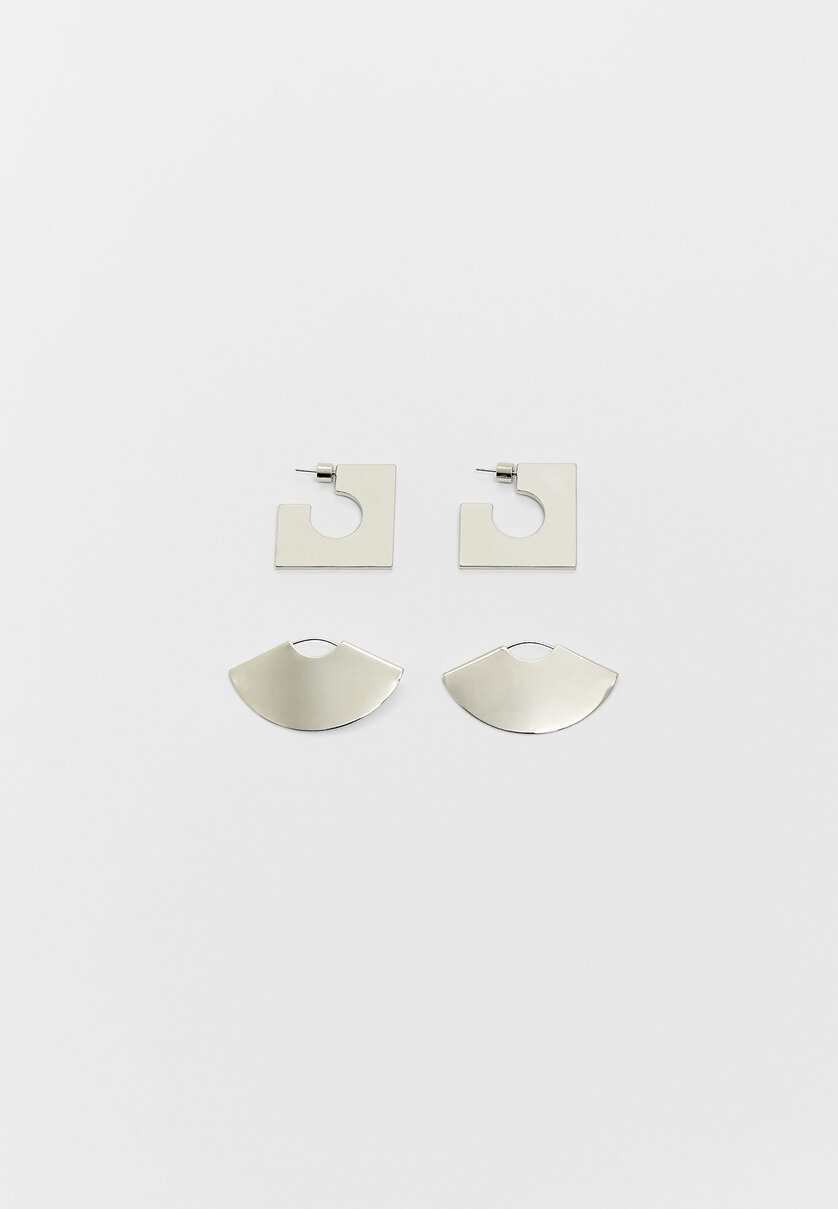 Set of 2 pairs of geometric earrings