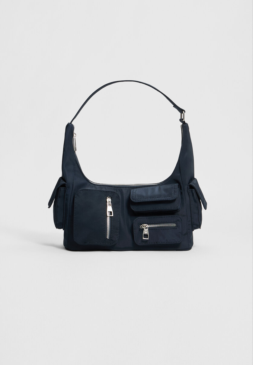 Shoulder bag with pocket details