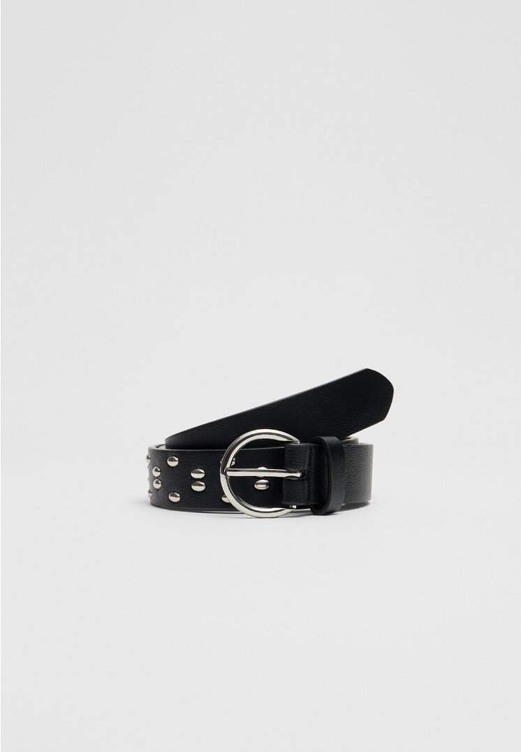 

Stradivarius Gürtel ovale Nieten Schwarz 70