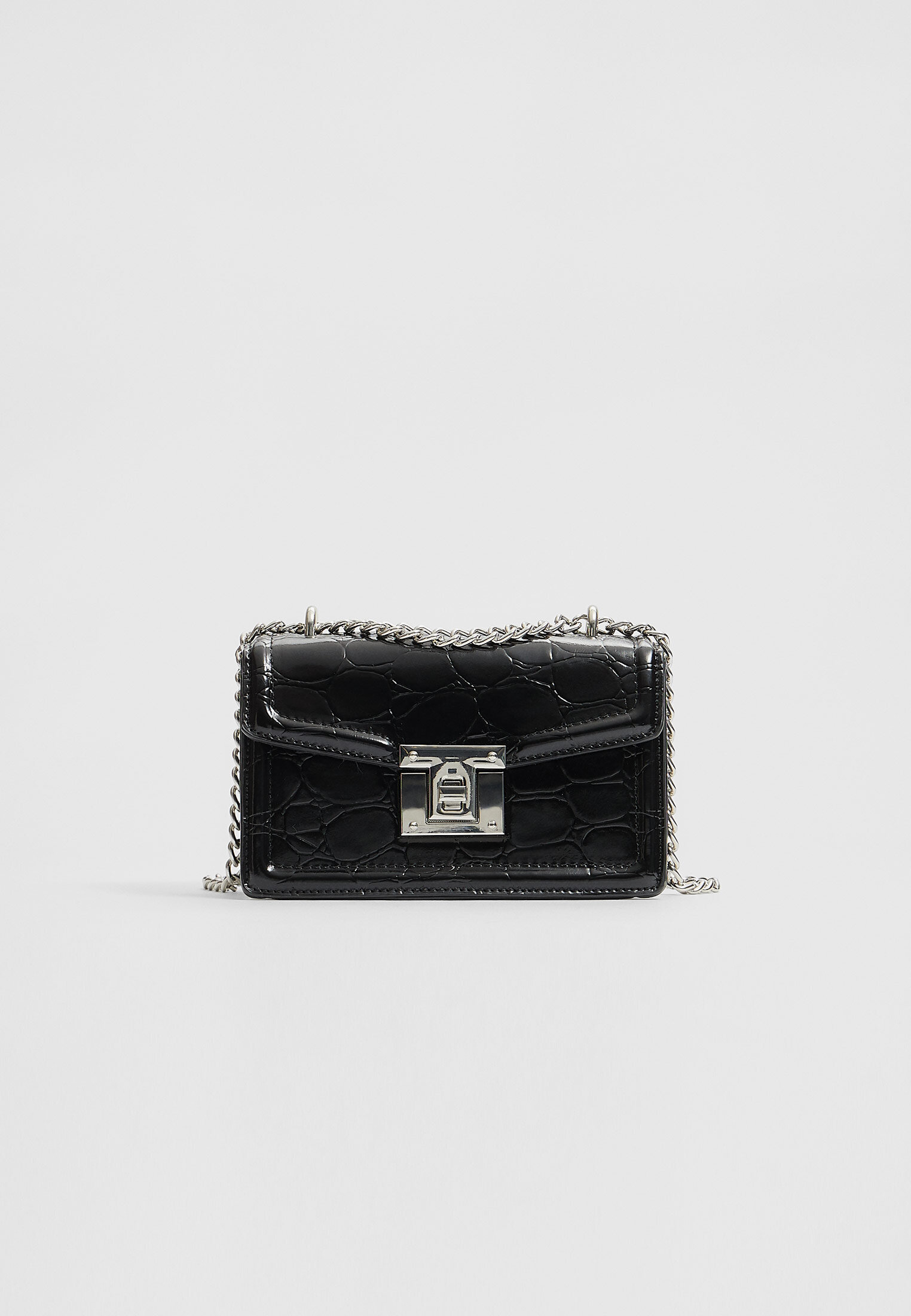 Bolso negro best sale bandolera stradivarius