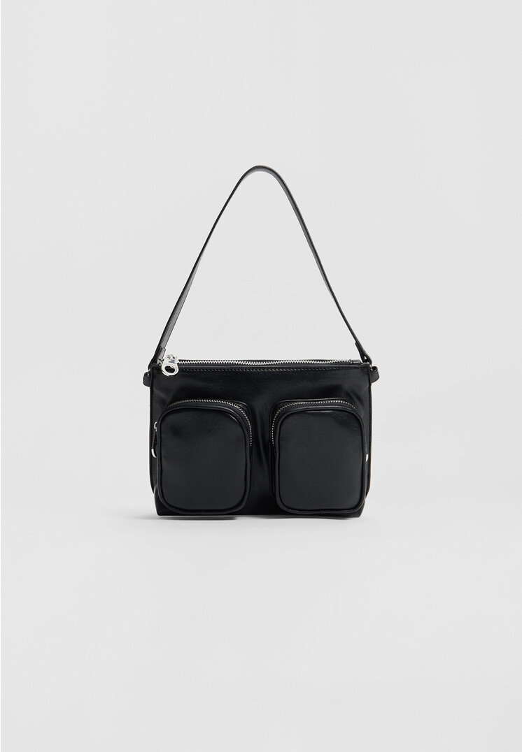 

Stradivarius Umhängetasche mit Taschen Schwarz OS