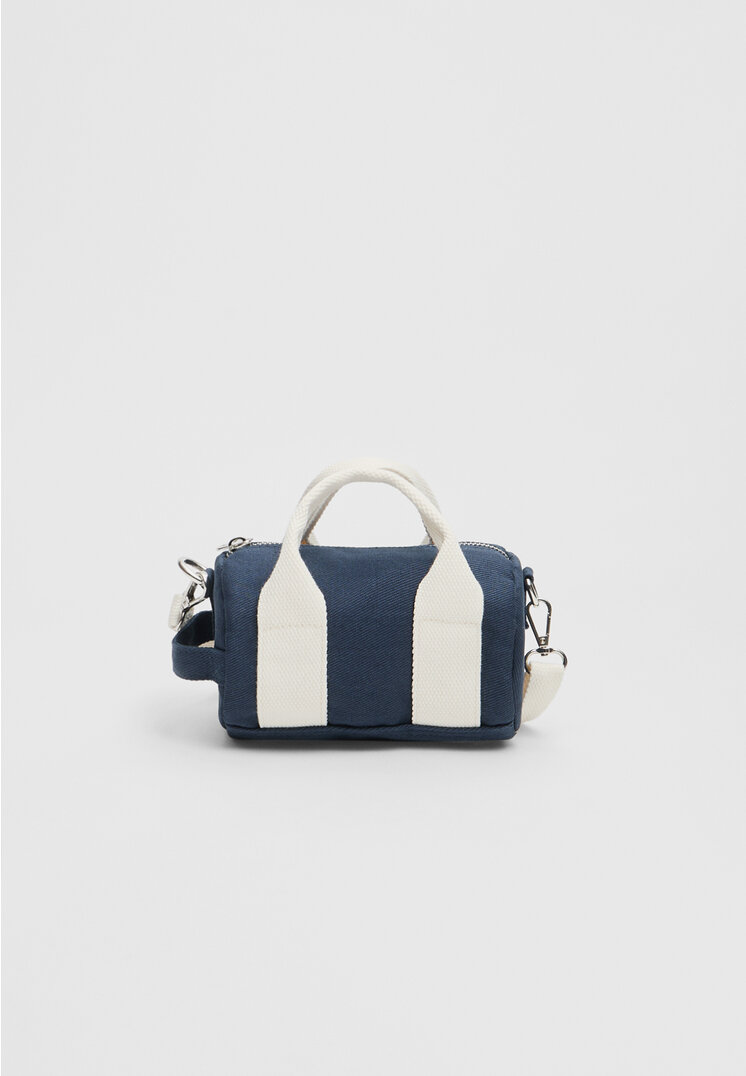 

Stradivarius Kleine Bowlingtasche Blau OS