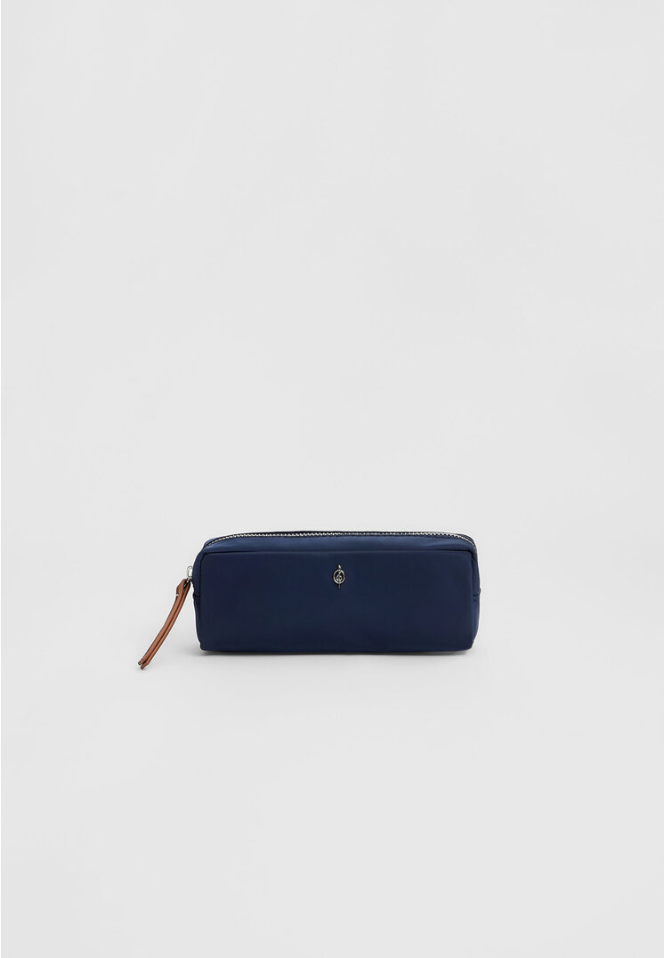 

Stradivarius Unifarbenes Etui Marineblau OS