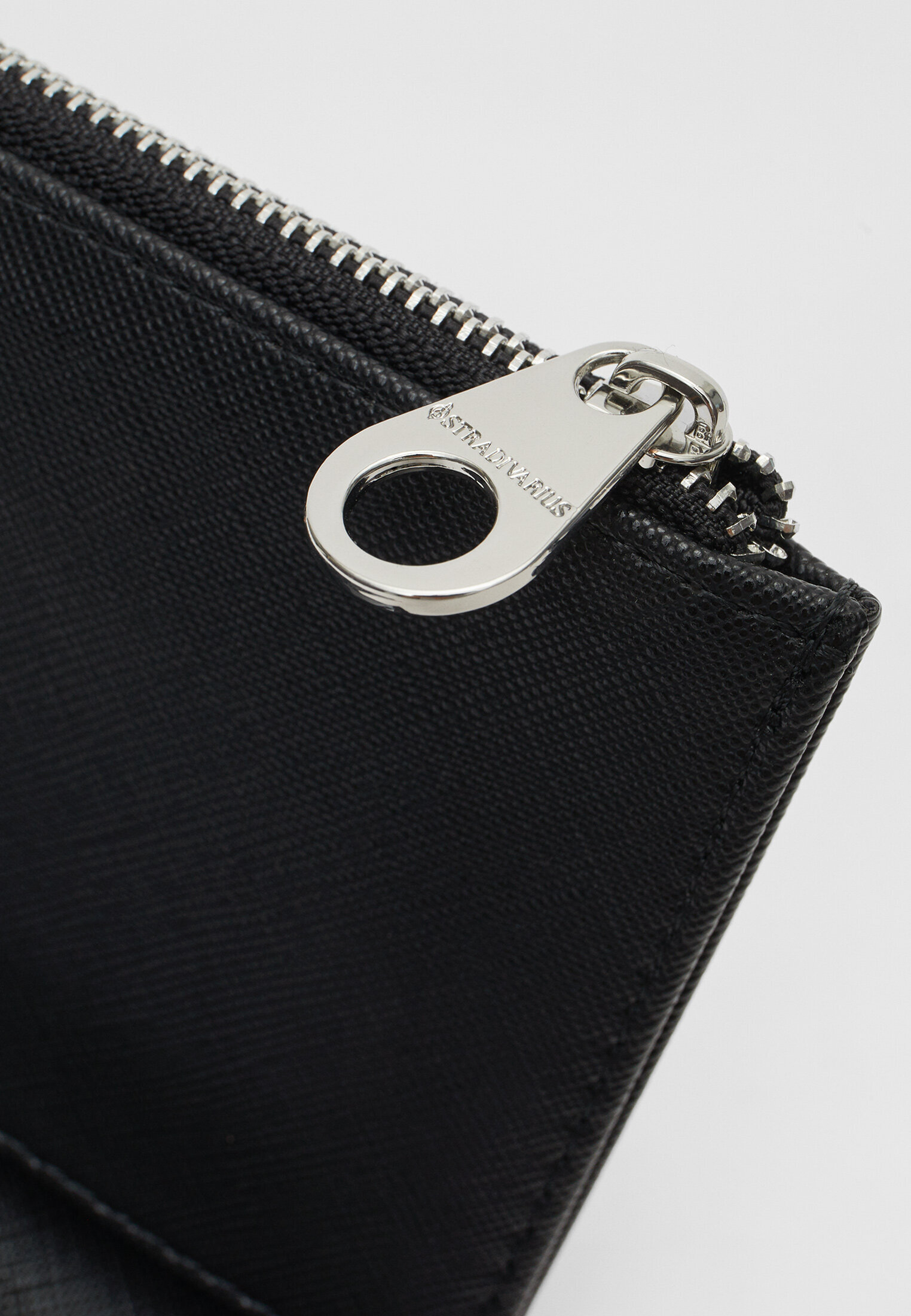 Portafoglio donna stradivarius online