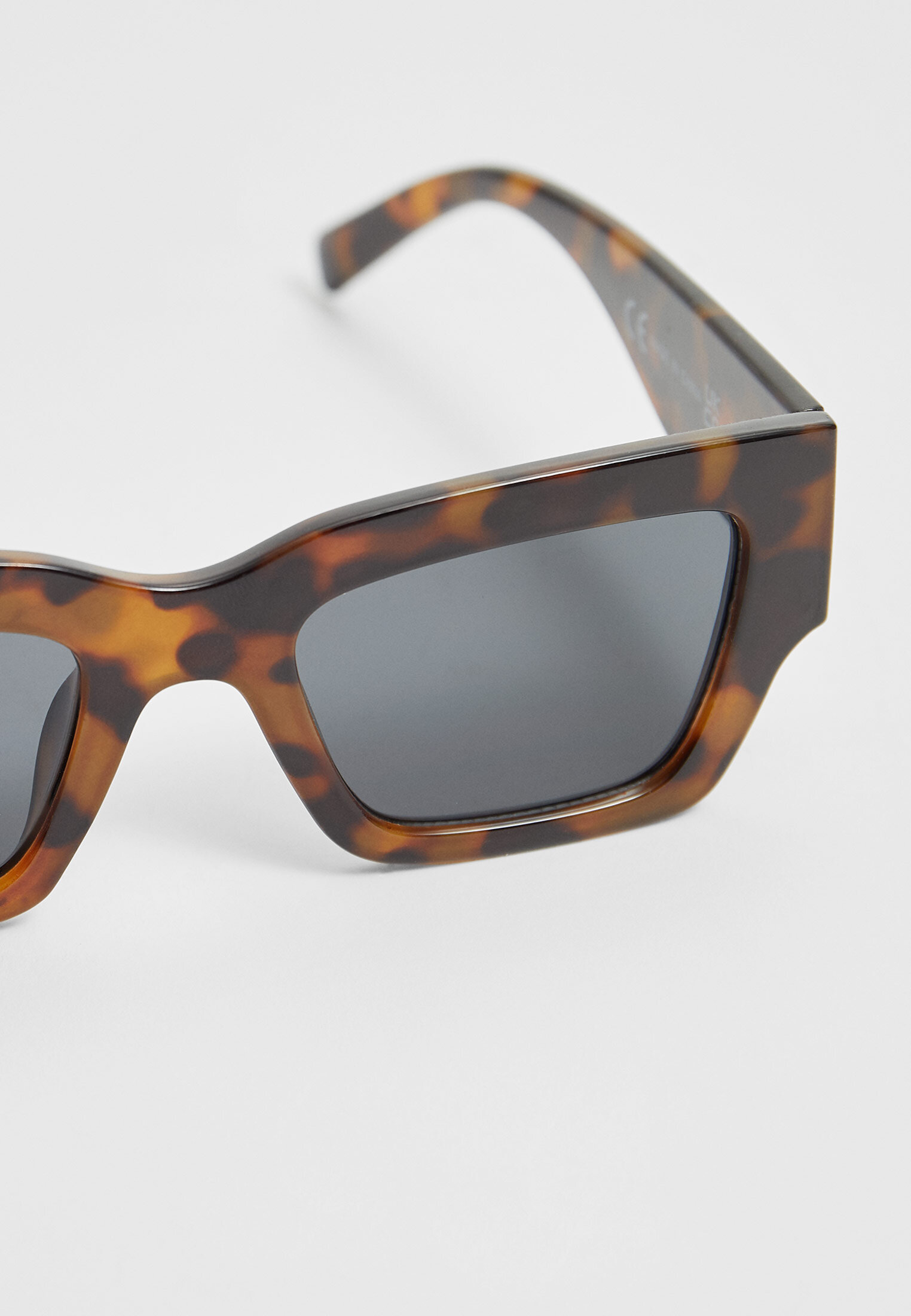 Gafas de sol online stradivarius mujer