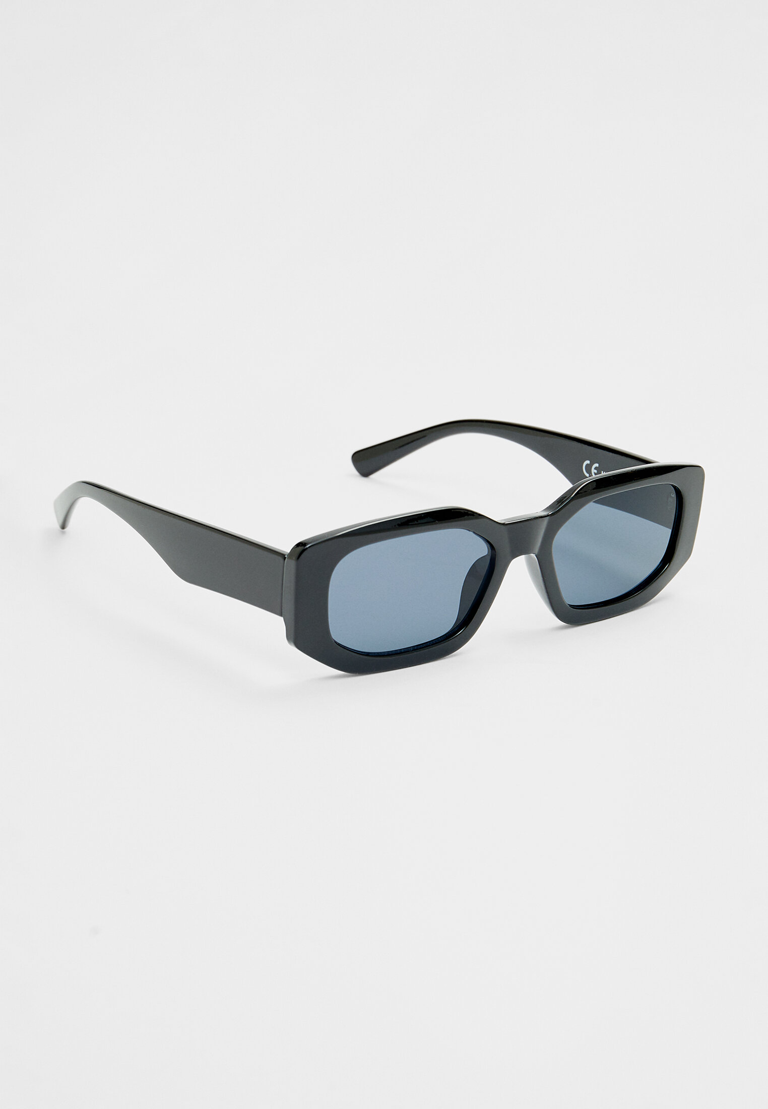 Resin store frame sunglasses