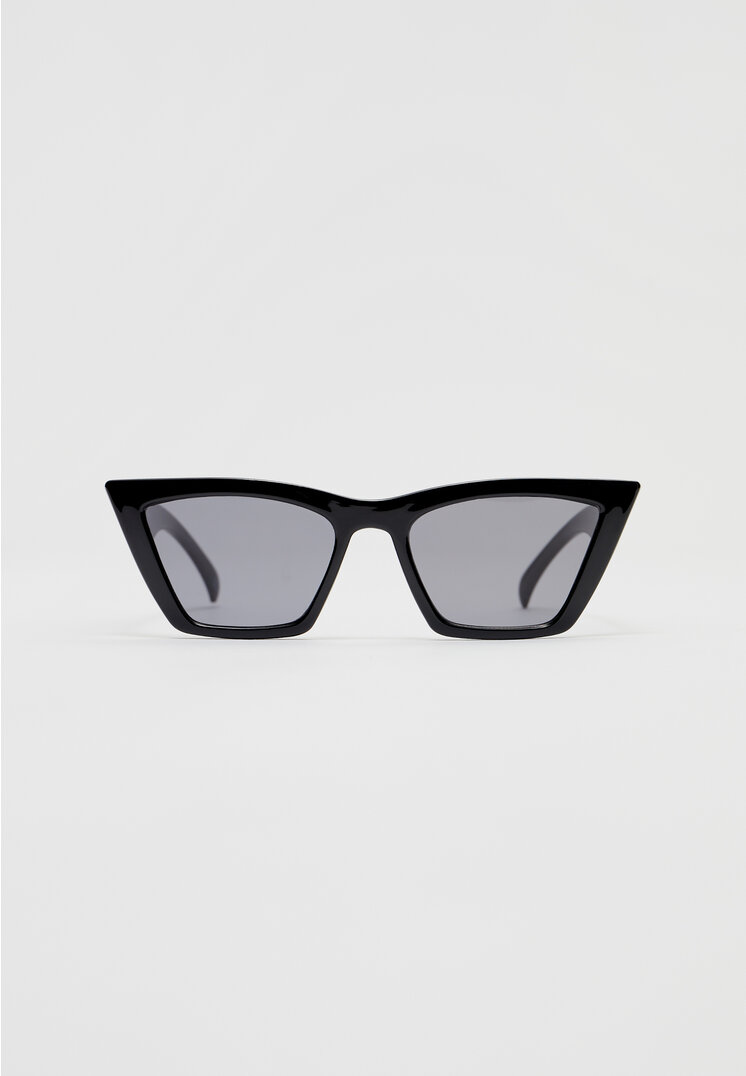 

Stradivarius Quadratische Kunststoff-Cateye-Brille Schwarz OS