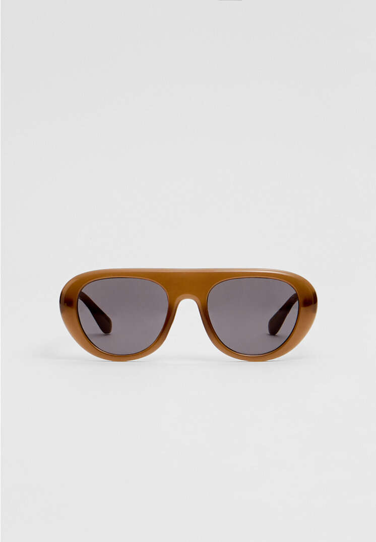 

Stradivarius Sonnenbrille Retrolook Kunststoffgestell Braun OS