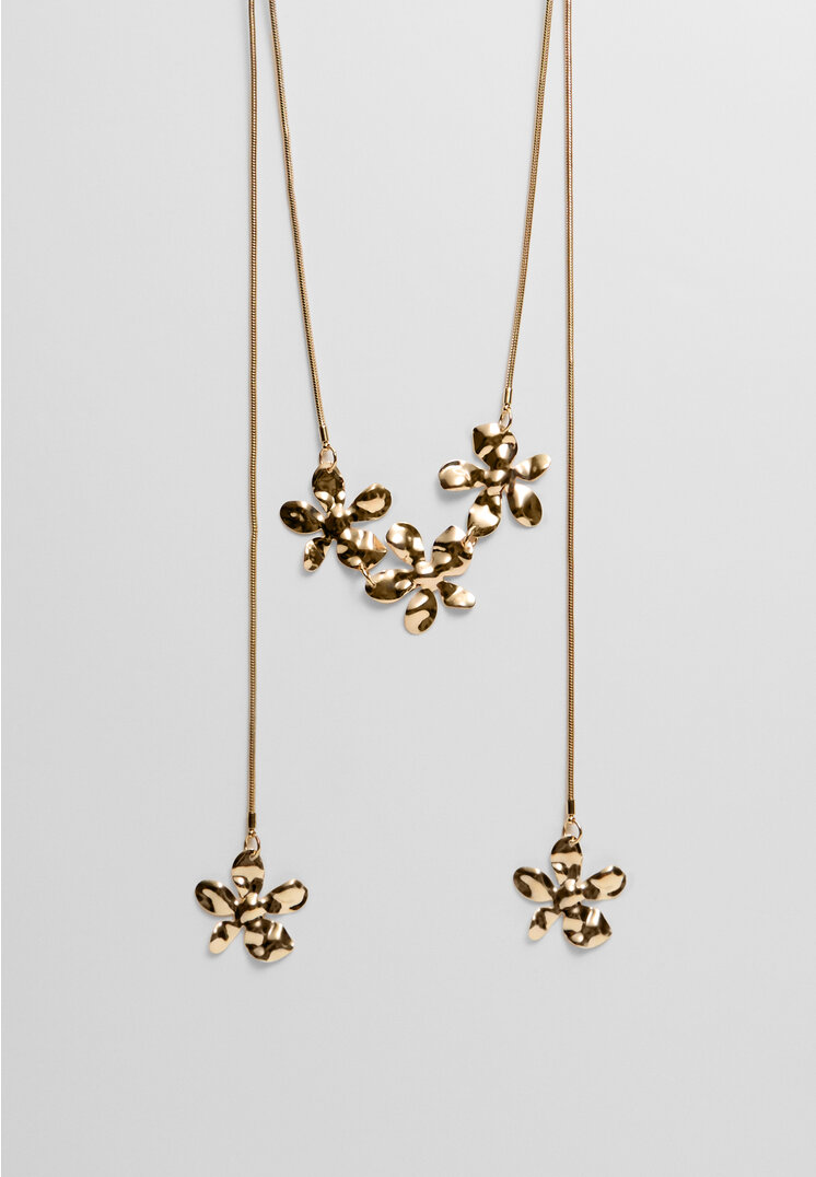 

Stradivarius Mehrfach-Kette mit platzierten Blumen Goldfarben OS