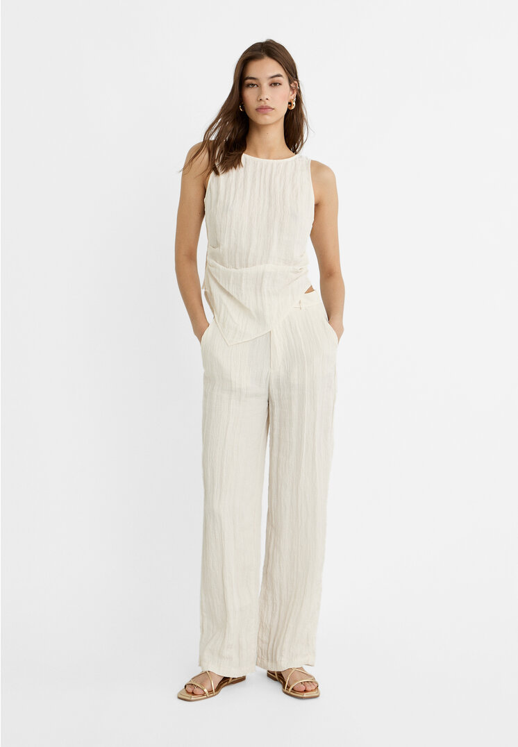 

Stradivarius Hose mit Textur und Gürtel Weiß 34