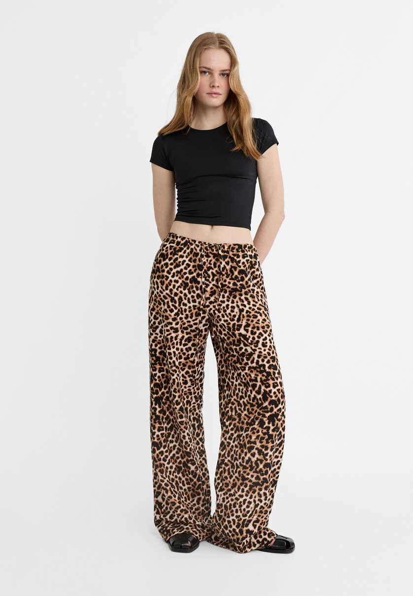 Pantalon fluide à imprimé léopard