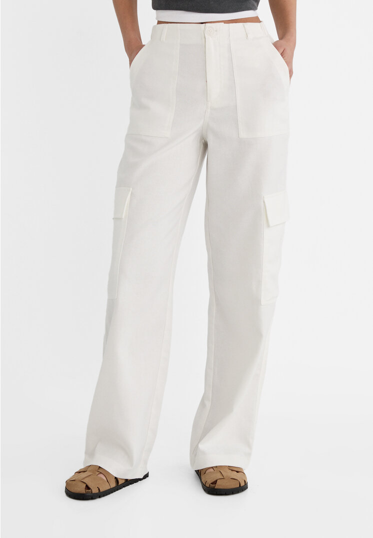 Stradivarius Pantaloni morbidi cargo in misto lino  Bianco 42