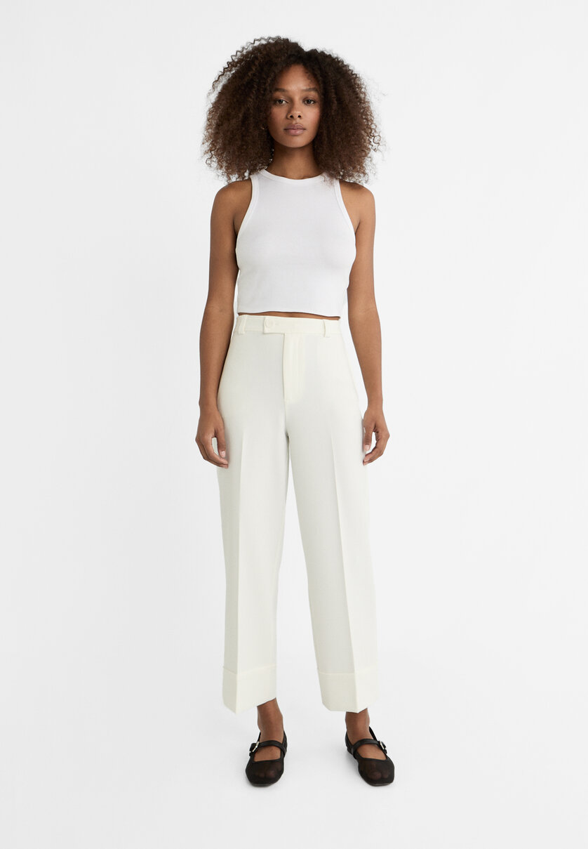 Straight fit trousers with turn-up hems