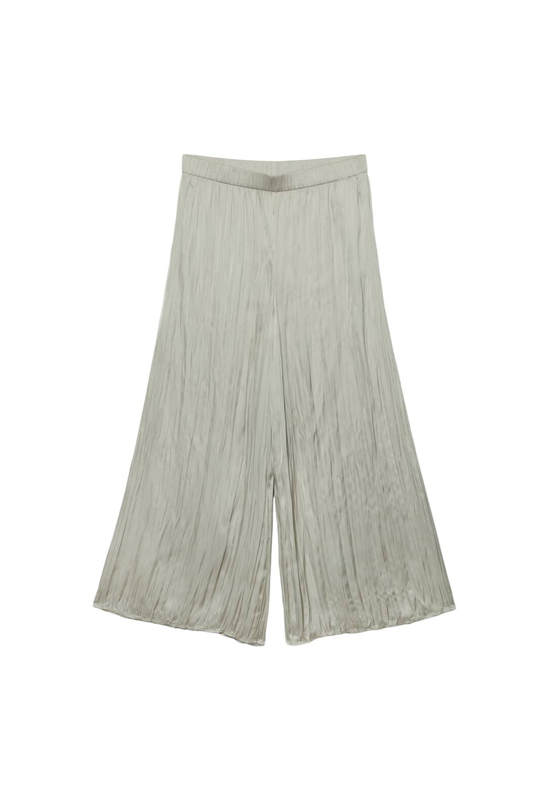 Flowing textured satin culottes