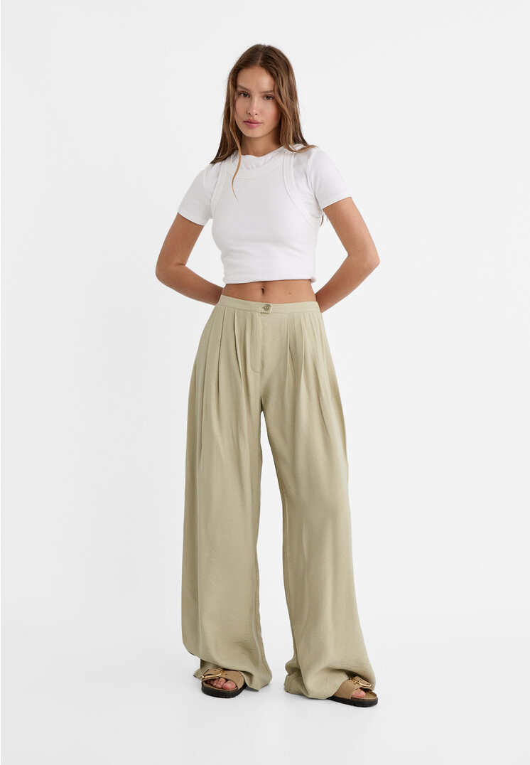 

Stradivarius Luźne spodnie palazzo z fakturą Khaki 40