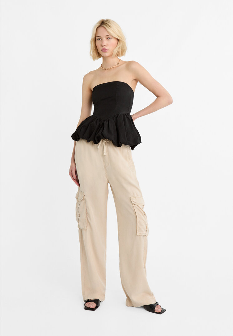 

Stradivarius Fließende Cargohose Beige M